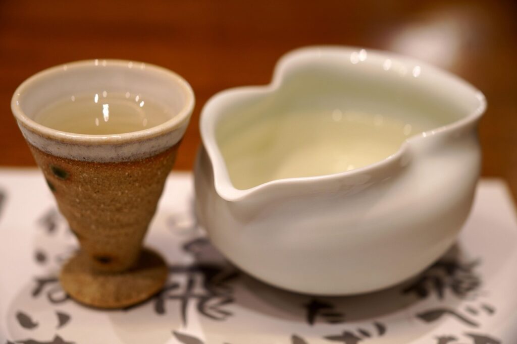 liquor, sake set, drink, alcohol, cold sake, cup, ochoko, porcelain, restaurant, sake, sake, sake, sake, sake, sake
